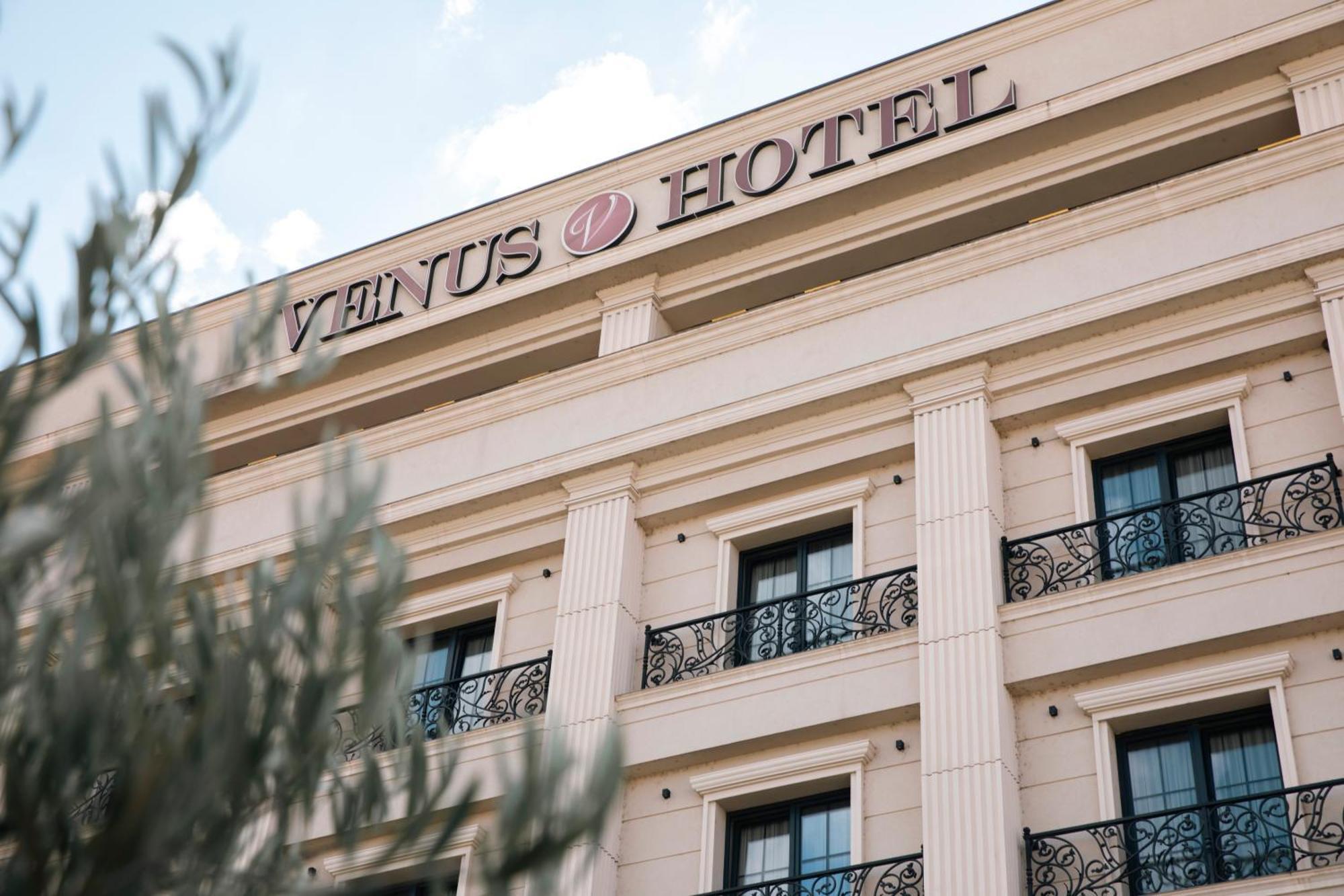 Venus Hotel Πρίστινα Εξωτερικό φωτογραφία