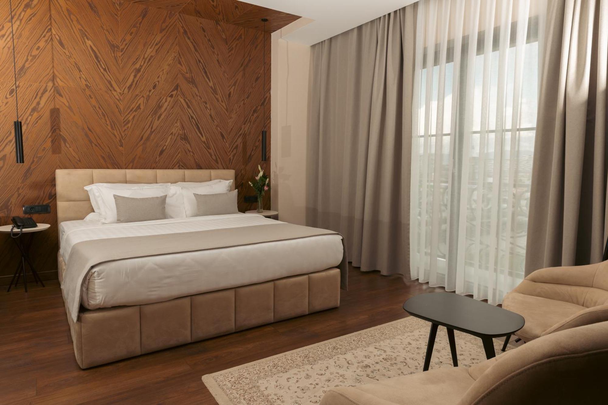 Venus Hotel Πρίστινα Εξωτερικό φωτογραφία