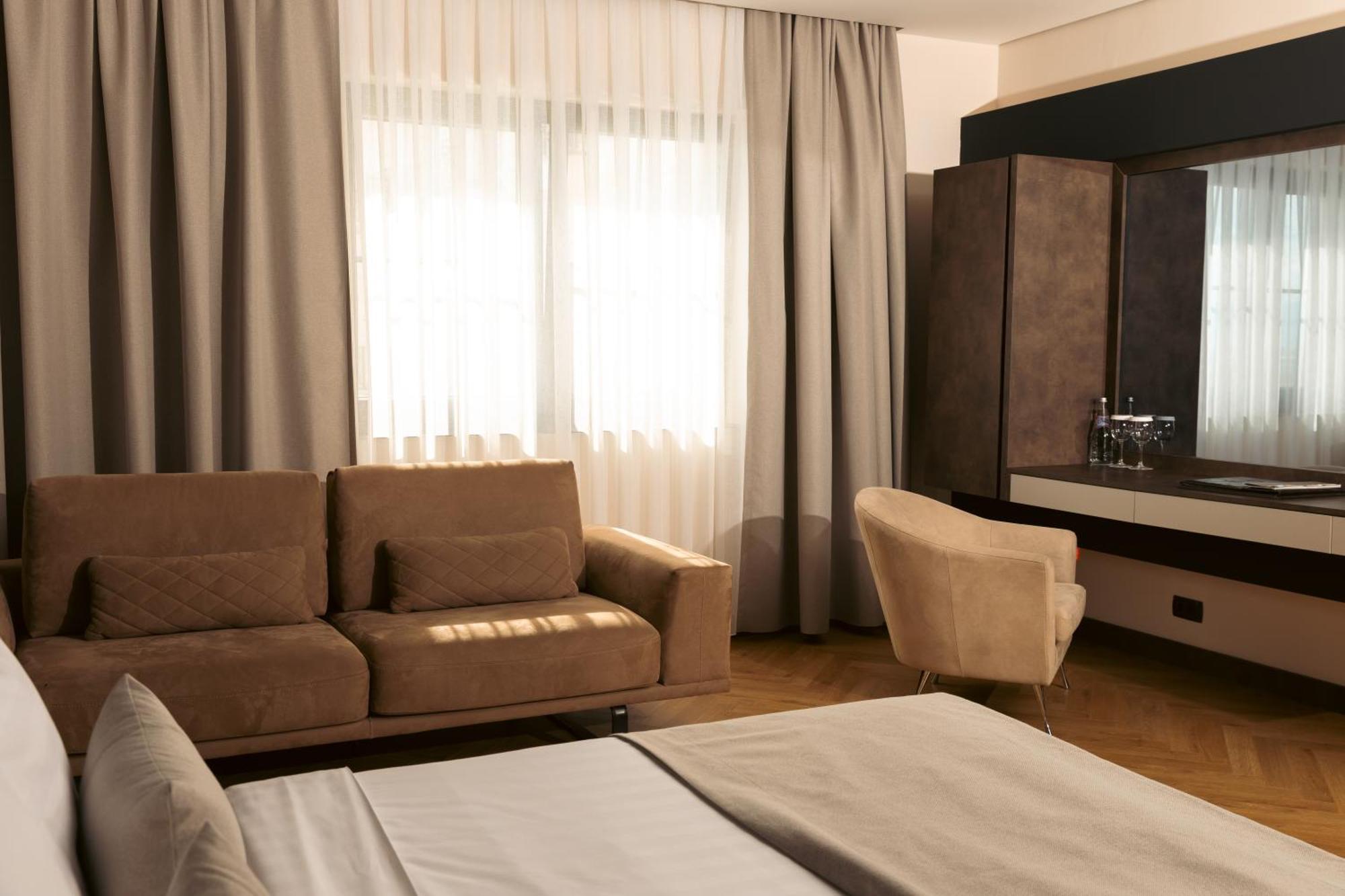 Venus Hotel Πρίστινα Εξωτερικό φωτογραφία
